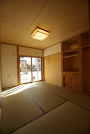 館山市 新築 木と漆喰の家 006